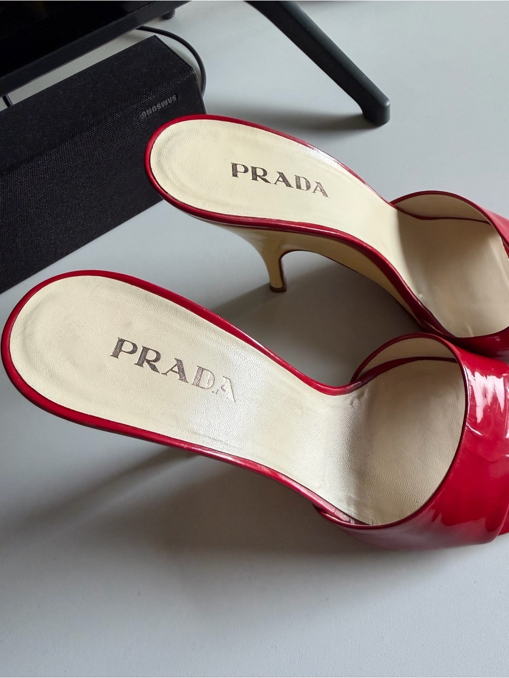 Vintage Prada Red Patent Leather Slide Mules 38 - Picture 4 of 7